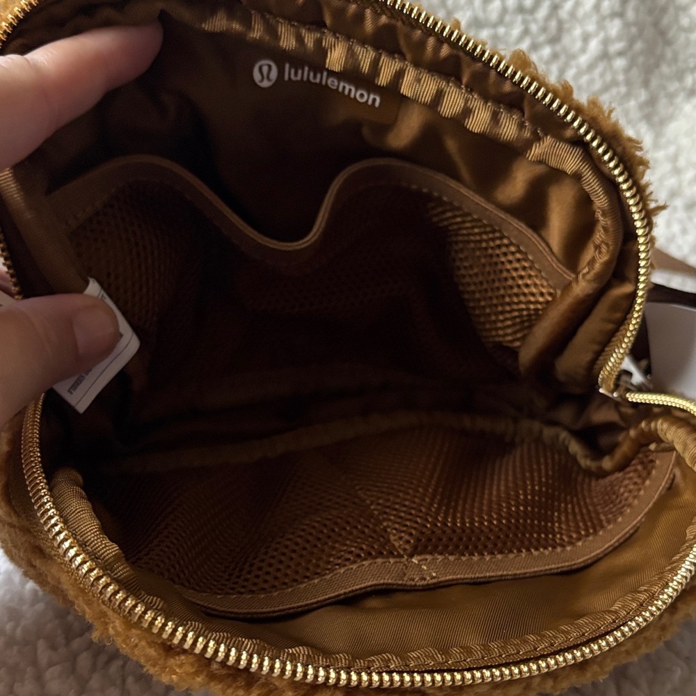 lululemon athletica Brown Sherpa Travel Pouch - Picture 3 of 7